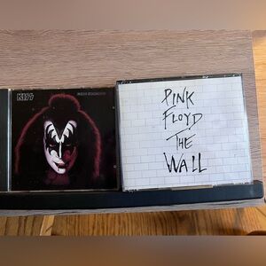 Pink Floyd The Wall CD and Kiss CD